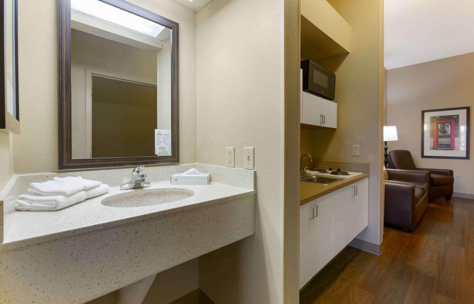 Extended Stay America Suites - Findlay - Tiffin Avenue Екстер'єр фото